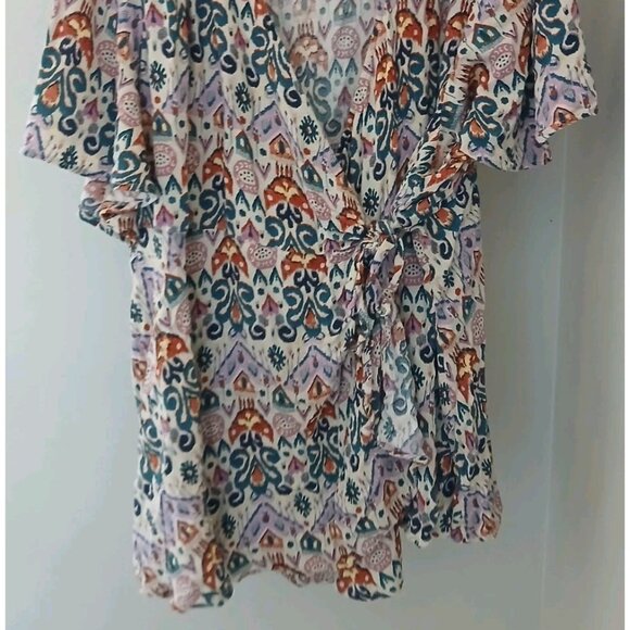 Torrid Crepe Smocked Surplice Faux Wrap Blouse Size 5 5X 28 Cream Ikat S/S Boho - Picture 4 of 10